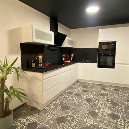 Appartement A Sommières Extérieur photo